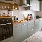 Appartamento La Casa Di Giulia, Trilocale Con Balcone E Giardino Brescia