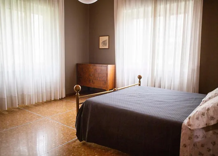 La Casa Di Giulia, Trilocale Con Balcone E Giardino Apartment