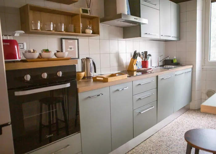 Appartamento La Casa Di Giulia, Trilocale Con Balcone E Giardino Brescia