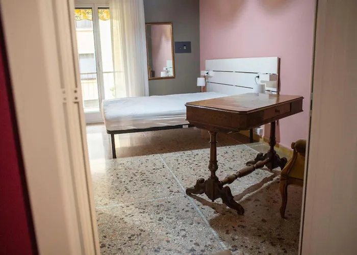 La Casa Di Giulia, Trilocale Con Balcone E Giardino Apartment